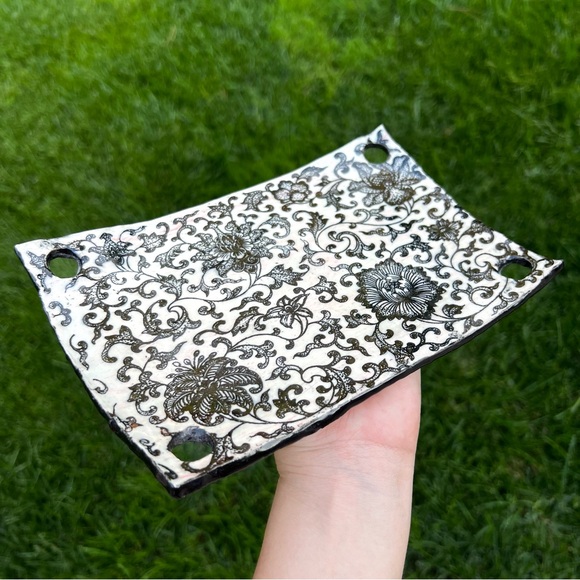 Studio Pottery Floral Lace Vanity Tray Plate or Candle Trinket Plate Curved Edge - Picture 2 of 8